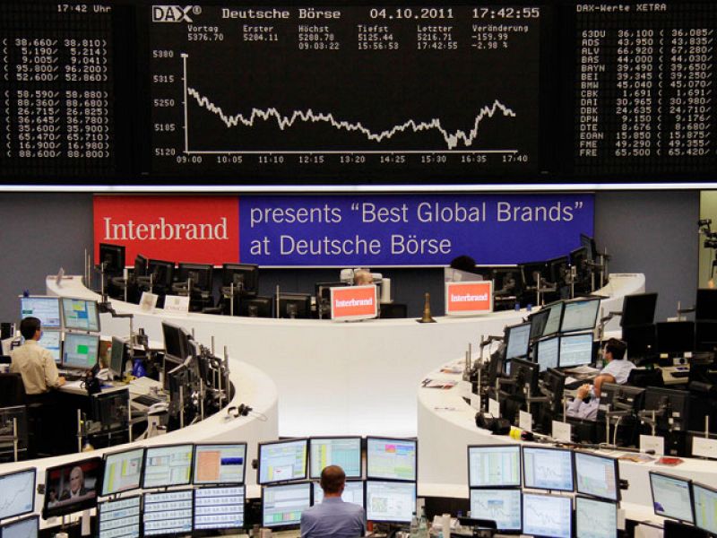 Las bolsas mantienen las pérdidas ante la posible quiebra de Dexia, el primer banco belga