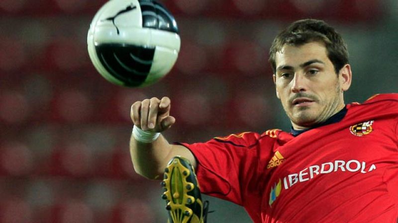 Casillas, a dos pasos de Zubizarreta