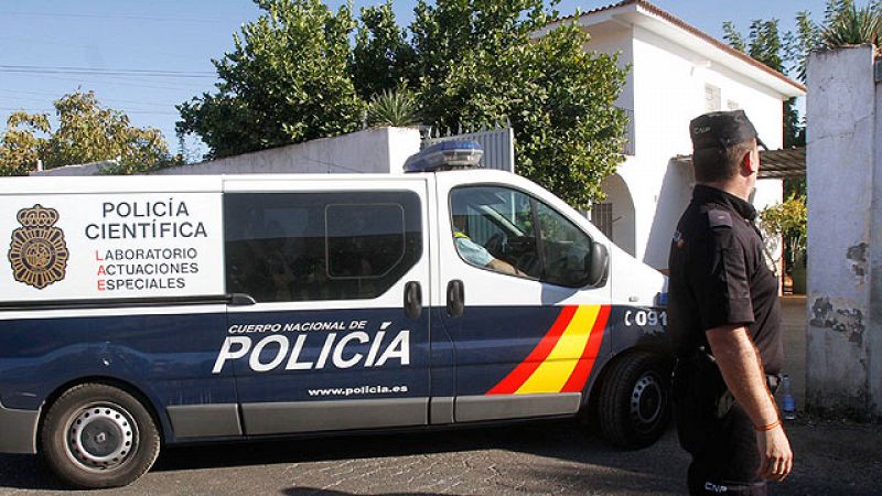 Suspenden temporalmente la búsqueda en el Guadalquivir de los hermanos desaparecidos