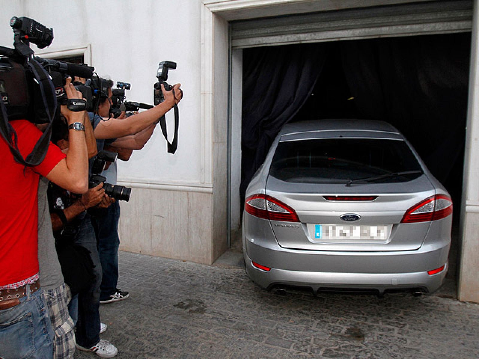 La policía analiza más imágenes del parque de Córdoba en el que el padre denunció la desaparición de los menores