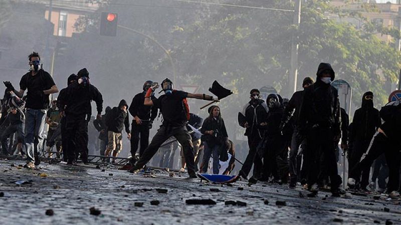 Los disturbios en Roma manchan las protestas de los indignados en Europa