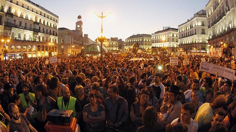 Cientos de miles de indignados piden en toda España un cambio global
