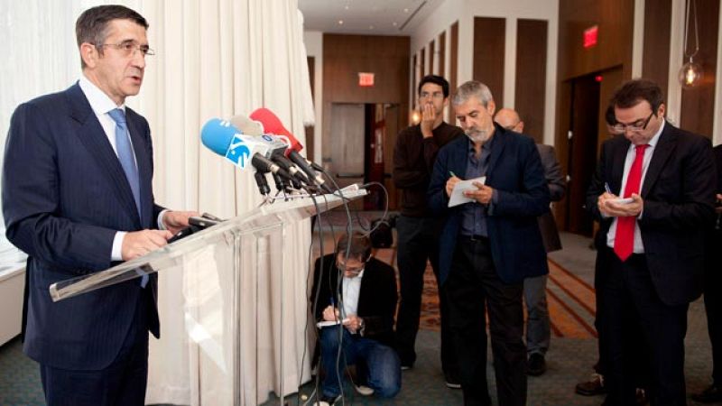 El Gobierno no valora la conclusión sobre ETA de la Conferencia y el PP la cree una "pantomima"