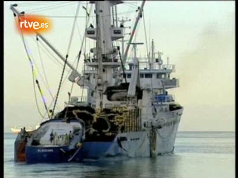 El atunero 'Alakrana' consigue repeler un ataque de piratas en el Índico