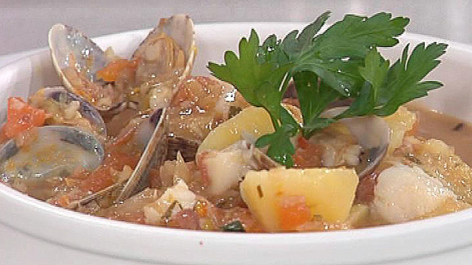 Patatas con bacalao y almejas a la marinera (21/10/2011) - La mañana | Ver