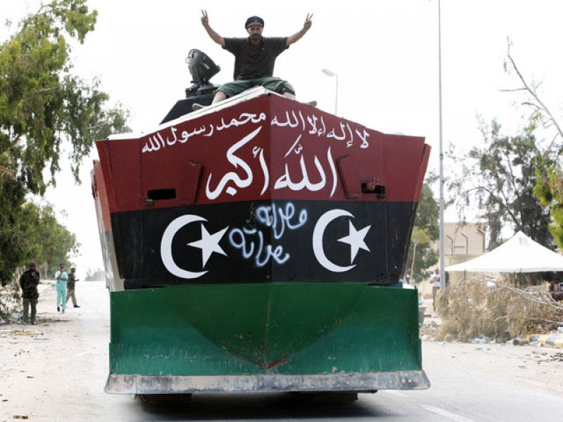 El vehículo a lo "Mad Max" de los rebeldes libios, símbolo del final de la guerra contra Gadafi