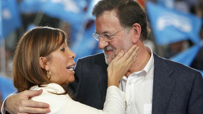 Rajoy pide prudencia, "grandeza" y unión de los demócratas tras el anuncio de ETA