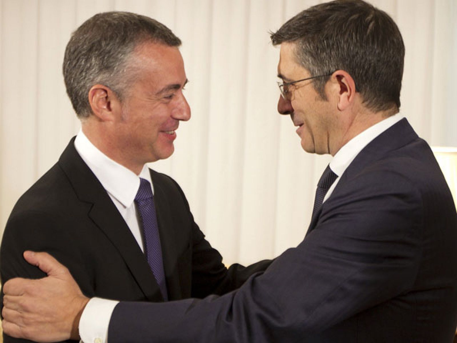 Primeros encuentros políticos tras el anuncio de ETA