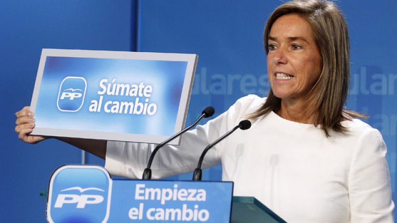 El PP presenta su lema 'Súmate al cambio' y reparte caramelos 'anti Rubalcaba'