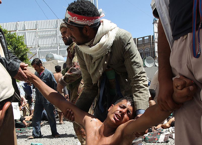 El gobierno y la oposición de Yemen llegan a un acuerdo de alto el fuego