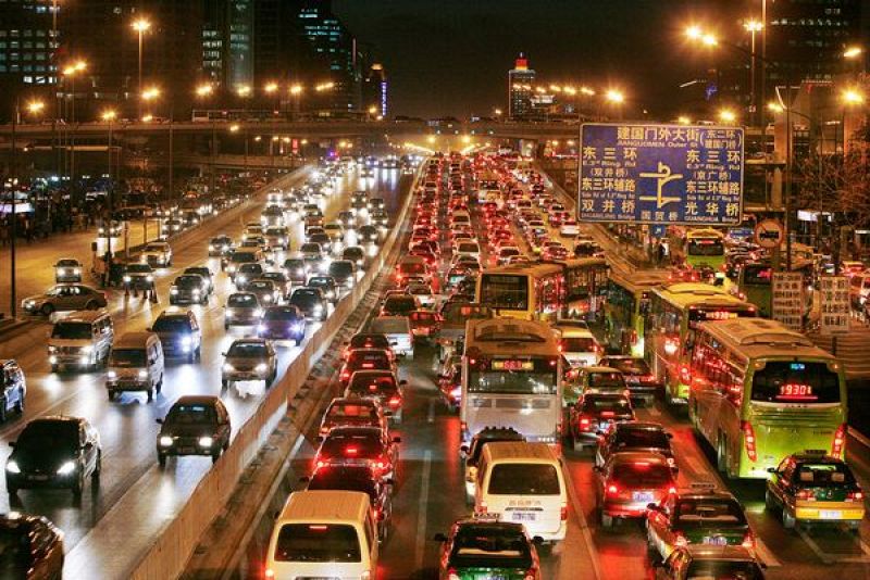Coches de 'usar y tirar' y el futuro de las ciudades inteligentes, a debate en Málaga