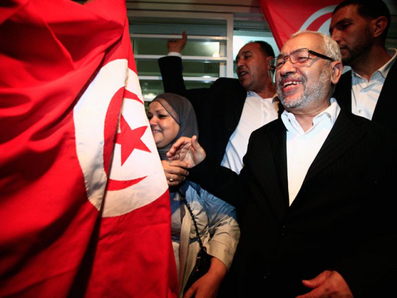 Unos 2.000 jóvenes provocan disturbios en Túnez tras conocerse los resultados electorales