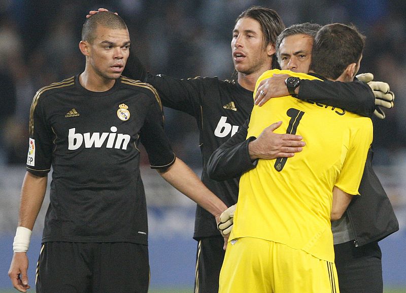 Mourinho: "Supimos jugar con el cansancio los últimos minutos"