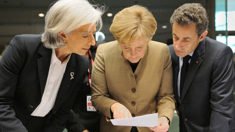 El G-20 llega a Cannes marcado por Grecia y con el reto de evitar otra recesión mundial