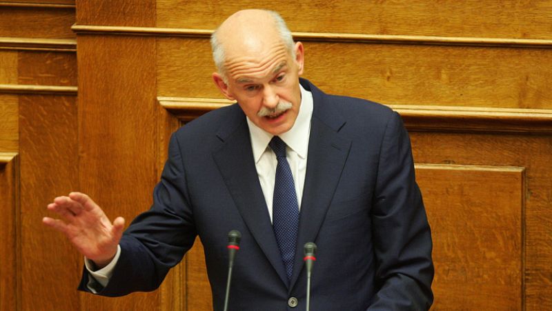 Grecia confirma a la UE que no habrá referéndum sobre el segundo plan de rescate al país