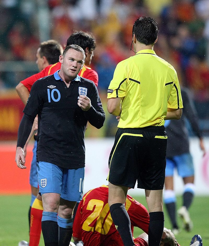 La federación inglesa recurre la sanción a Wayne Rooney