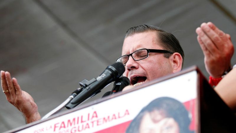 Guatemala elige entre la 'mano dura' de Pérez Molina y el populismo de Baldizón