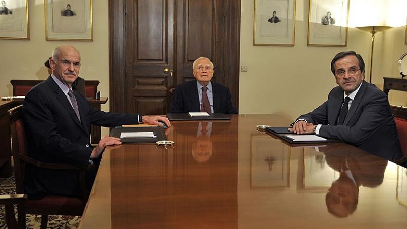 Reunión urgente a tres bandas en Atenas para despejar el futuro de Grecia