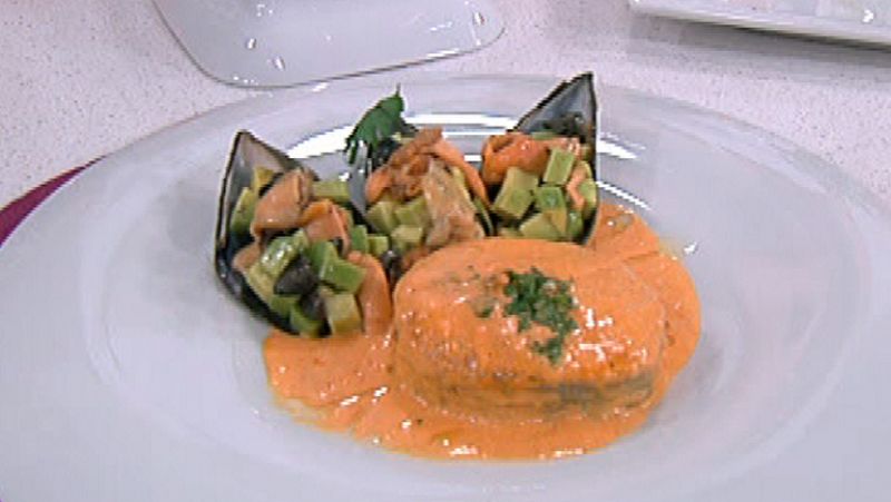 Pescadilla en salsa con mejillones rellenos (09/11/2011)