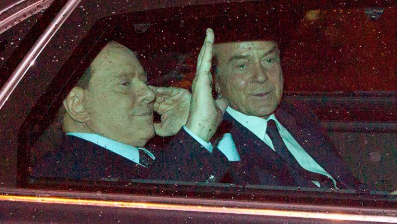 Berlusconi dimitirá una vez aprobadas las reformas exigidas por la Unión Europea