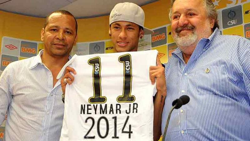 Neymar renueva con el Santos hasta 2014