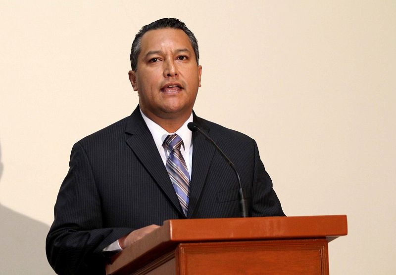El ministro Blake, mano derecha de Calderón en temas de seguridad