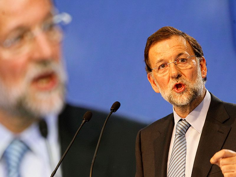 Rajoy pide el voto para el PP porque dará confianza dentro y fuera de España