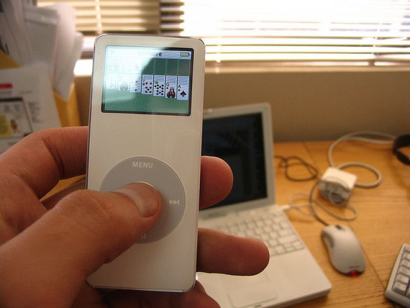 Apple cambia gratis a los usuarios sus primeros iPod nano por problemas con la batería
