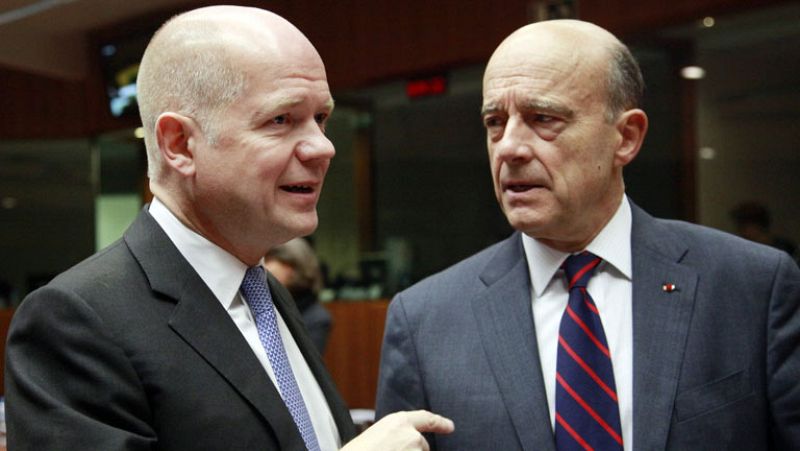 La UE exige cooperación a Irán en materia nuclear y amenaza con más sanciones