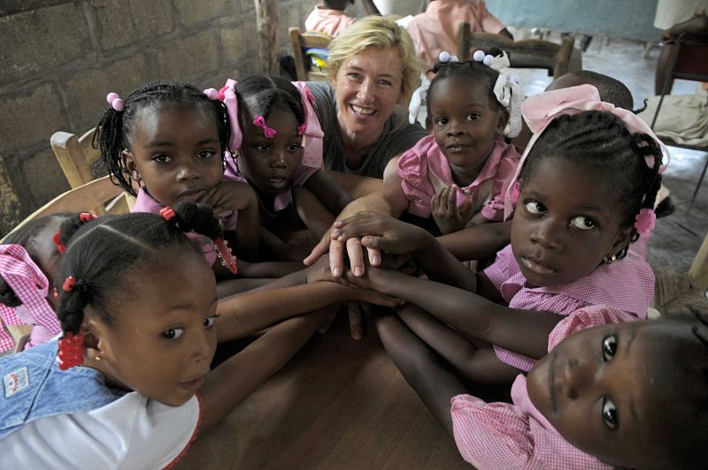 Ana Duato, concienciada con los niños de Haití