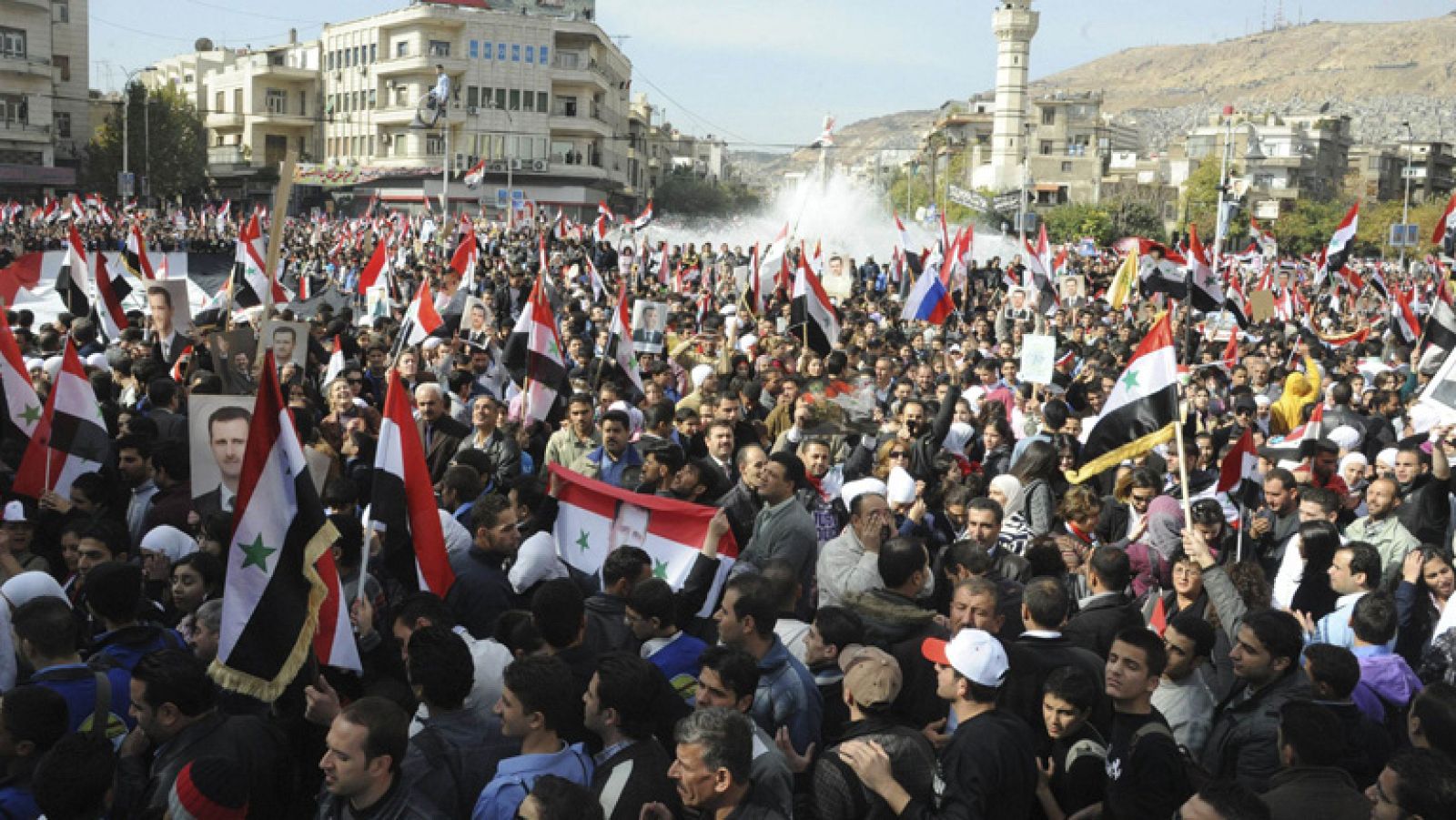 La oposición siria pide el despliegue de cascos azules en el país