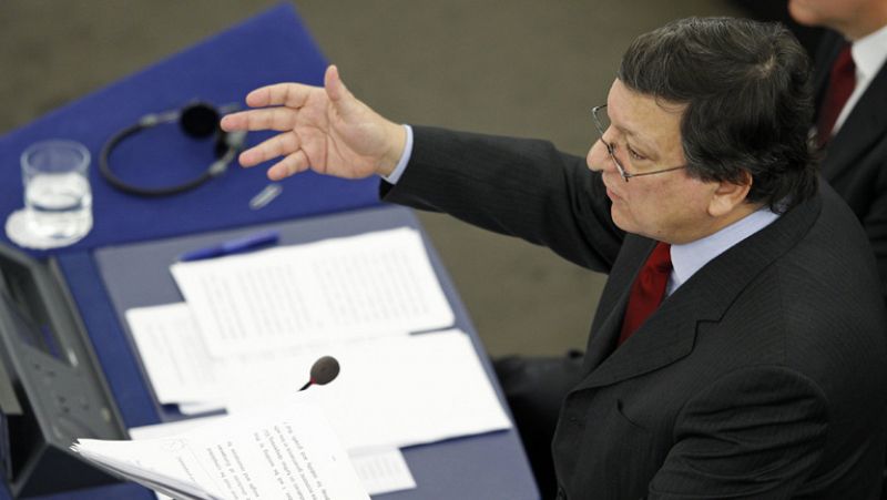 Bruselas plantea quitar el voto a los países que no cumplan e intervenir en sus presupuestos