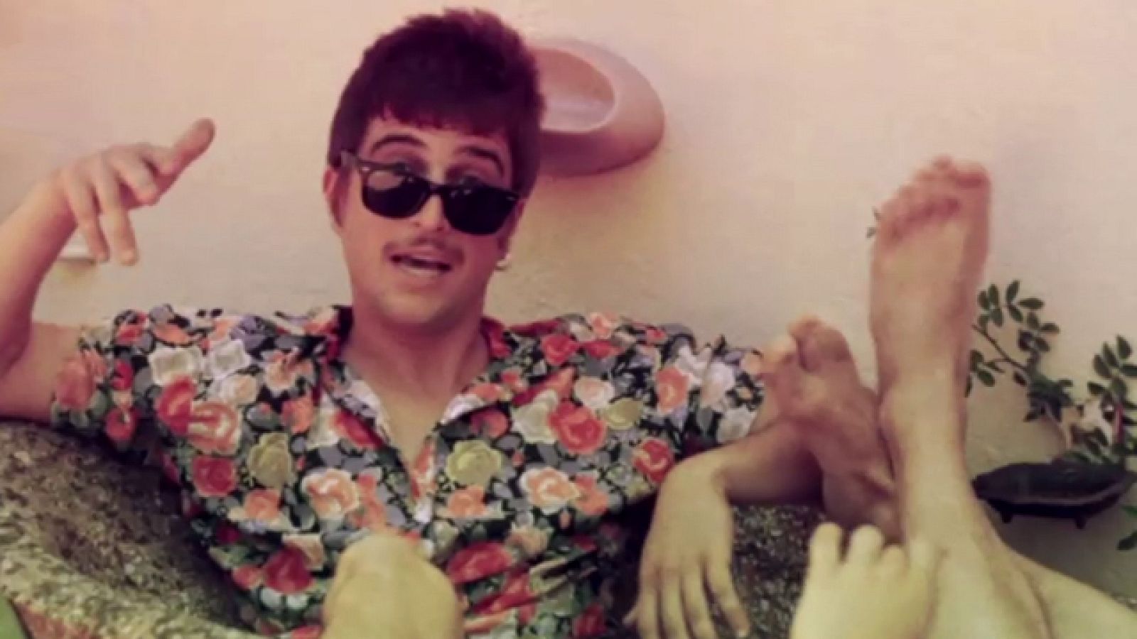 Novedades Carminha - Jódete y baila | Ver