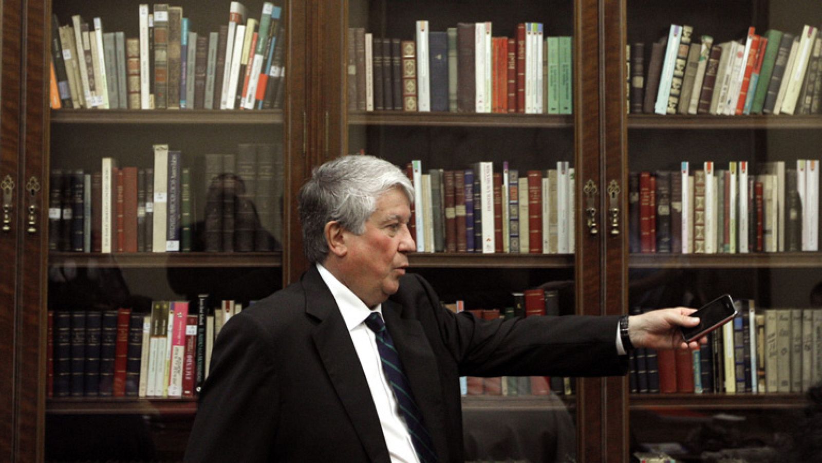 Arturo Fernández asegura que el Gobierno que salga de las urnas debe tomar medidas de inmediato