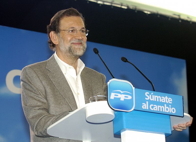 Rajoy centra su mensaje en la crisis económica y se niega a entrar en la "pelea"