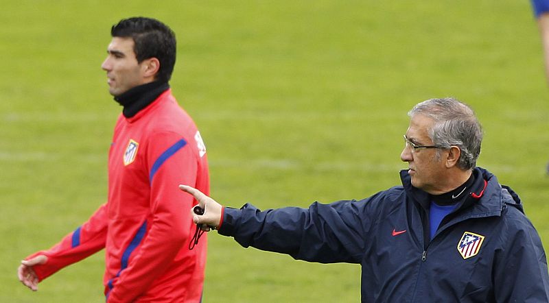 Manzano: "Iremos al Bernabéu a ganar sin jugar alegre ni divertido"