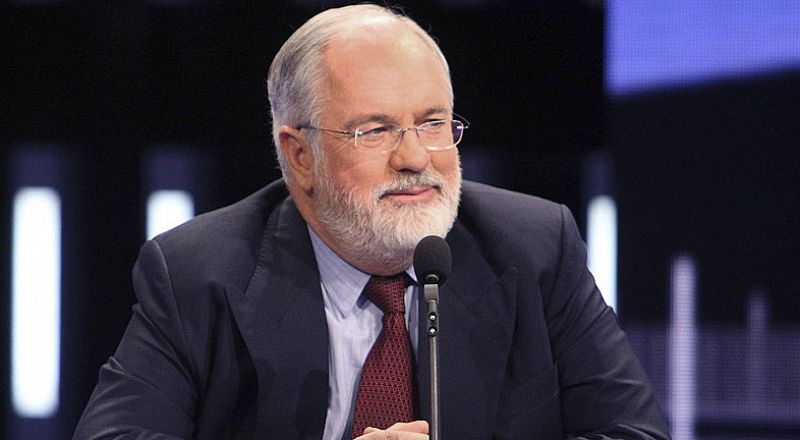 Arias Cañete dice que el nuevo gobierno debe aplicar "medidas más eficaces"