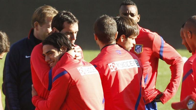 Falcao, Kaká, Arbeloa y Carvalho, bajas en el derbi madrileño