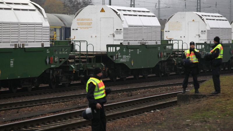 Llega a Alemania el tren con residuos radiactivos procedente de Francia