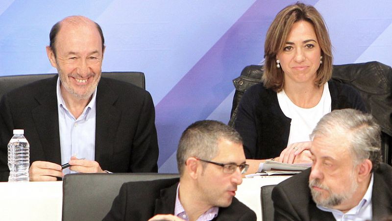 Chacón espera un congreso "muy democrático" y López se descarta como candidato