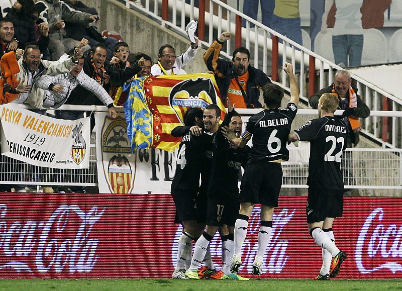 El Valencia se lleva la victoria de Vallecas