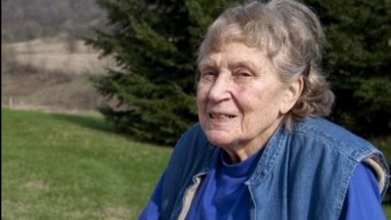 Muere a los 82 años y en el anonimato la única hija de Stalin