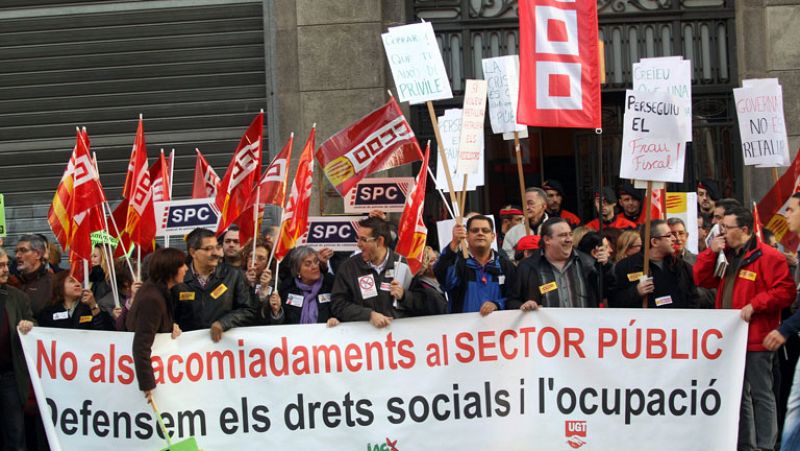 Cataluña congela las oposiciones en 2012 y anuncia despidos personal interino