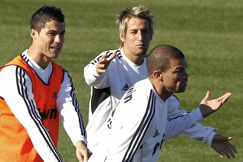 Cristiano Ronaldo se reincorpora al trabajo y Kaká podría regresar en Gijón