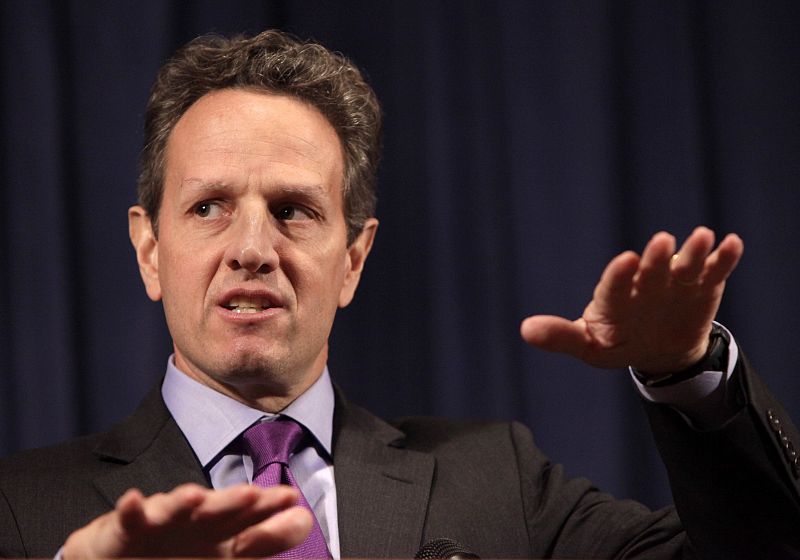 Obama envía a Geithner a Europa para urgir a una rápida salida a la crisis de la deuda