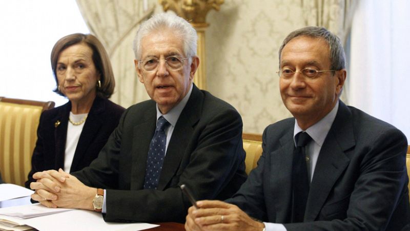 El Gobierno tecnócrata de Monti aprueba el plan de ajustes en Italia