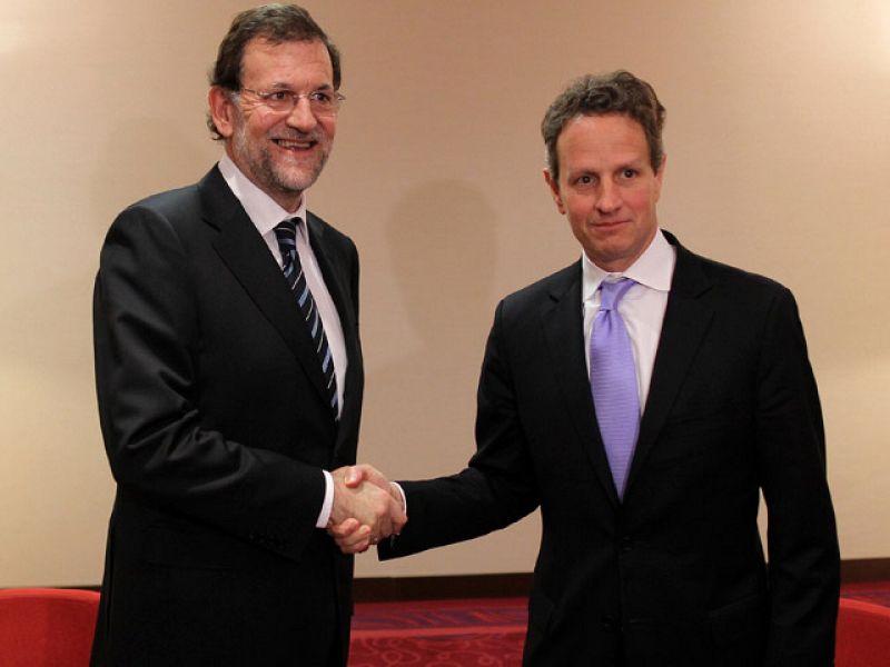 El secretario del Tesoro de EE.UU. traslada su apoyo a Rajoy en sus medidas económicas