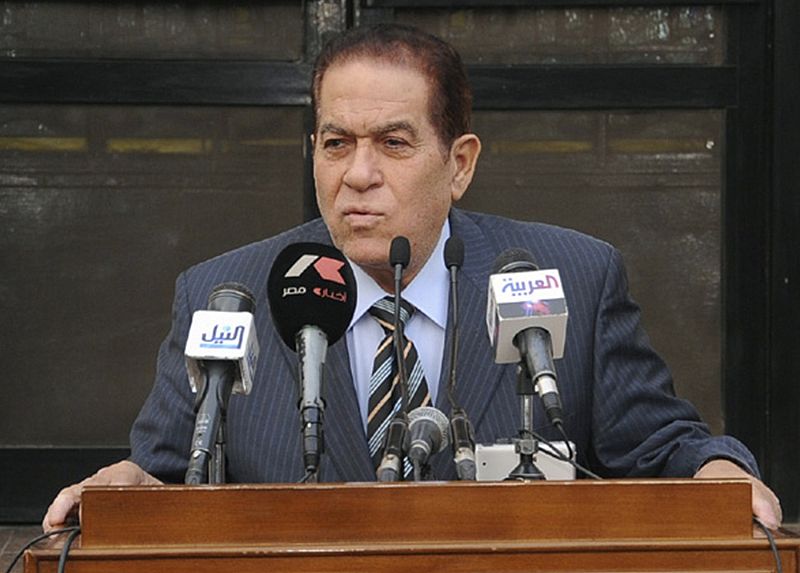 Kamal Ganzuri, un viejo hombre de Mubarak al frente del nuevo Gobierno egipcio