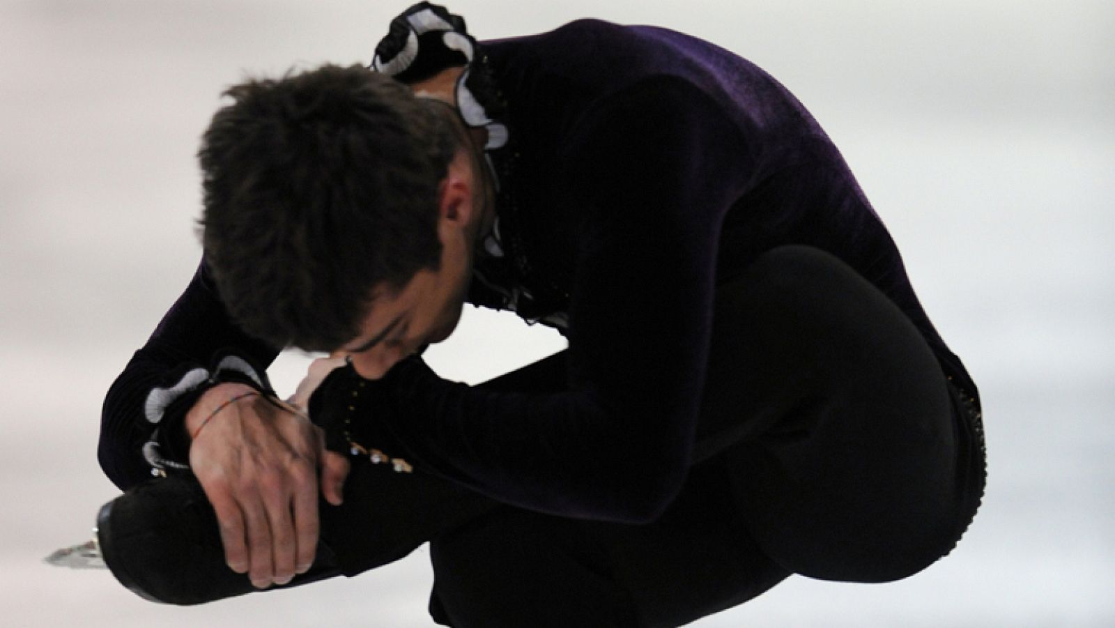 El madrileño Javier Fernández puso el broche a un calendario internacional de ensueño al obtener este fin de semana en Quebec (Canadá) la medalla de bronce en la final del ISU Grand Prix de patinaje artístico, disputada por los seis mejores de la tem