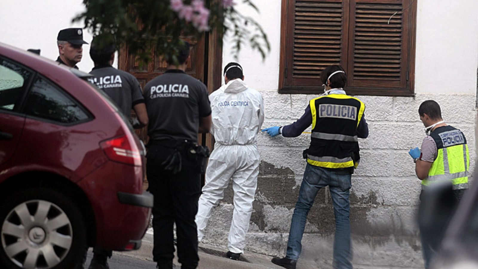 La madre de los niños encontrados muertos en Tenerife se autoinculpó del crimen